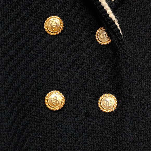 Chanel Boutique 80's Black Wool-Tweed Double-Breasted Blazer - Picture 7 of 9